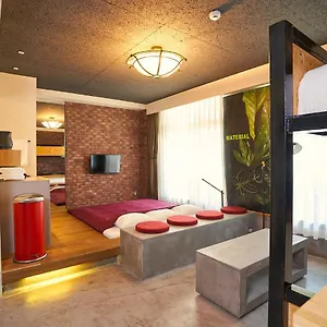 Hotel Material, Kyōto