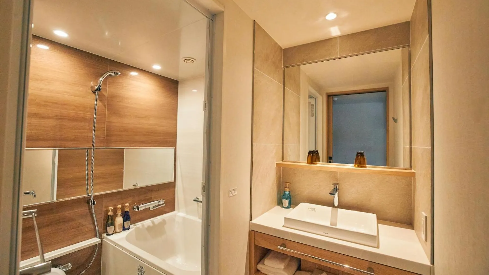Hotel Traveltine Kyoto Kiyamachi